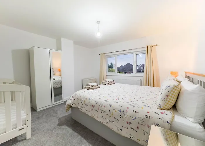 Southend Retreat King Suite Luxury Stay With Parking